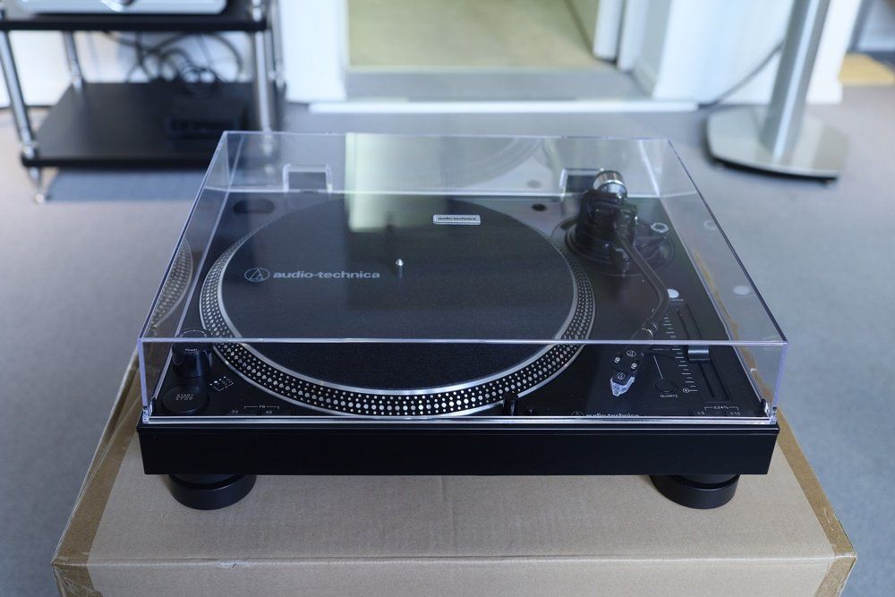 Audio Technica Giradischi: Audio-Technica AT-LP140-XP NEU – Nuovo (secondo la descrizione) da Luzern venduto da Hifipro 1