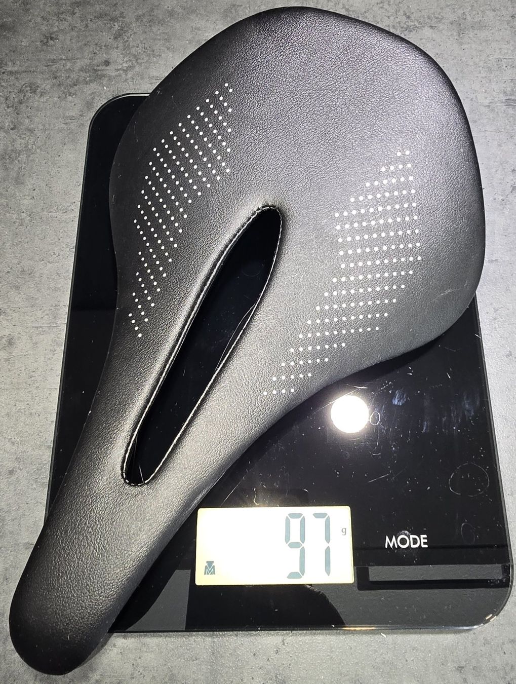 Ersatzteile: Sattel 97g, Vollcarbon – Neu (gemäss Beschreibung) aus Azmoos von johanoes