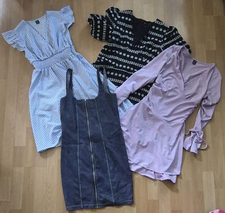 Kleiderpaket Sommerkleider Damen Grösse S neuwertig