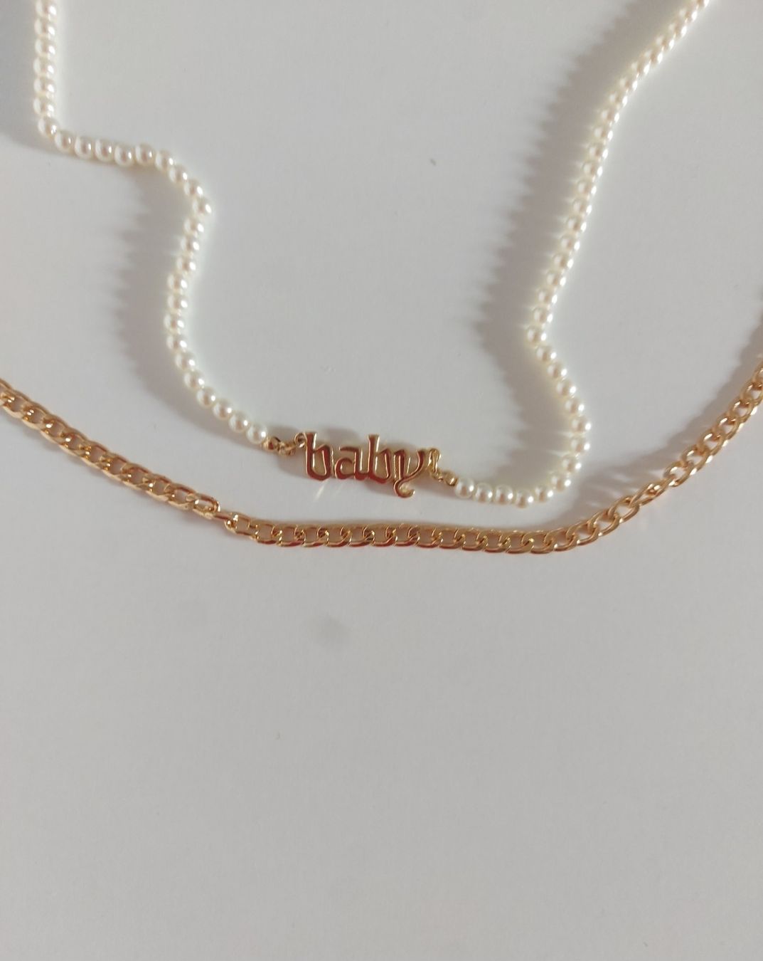 Sonstiger Schmuck: Collier perles et chaîne dorée tendance – Neu (gemäss Beschreibung) aus Le Mont-Pèlerin von jux_x96b
