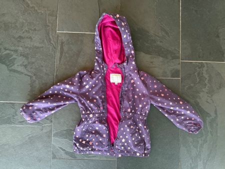 Schöne gebrauchte Vertbaudet Mädchen Jacke, Grösse: 108 cm.