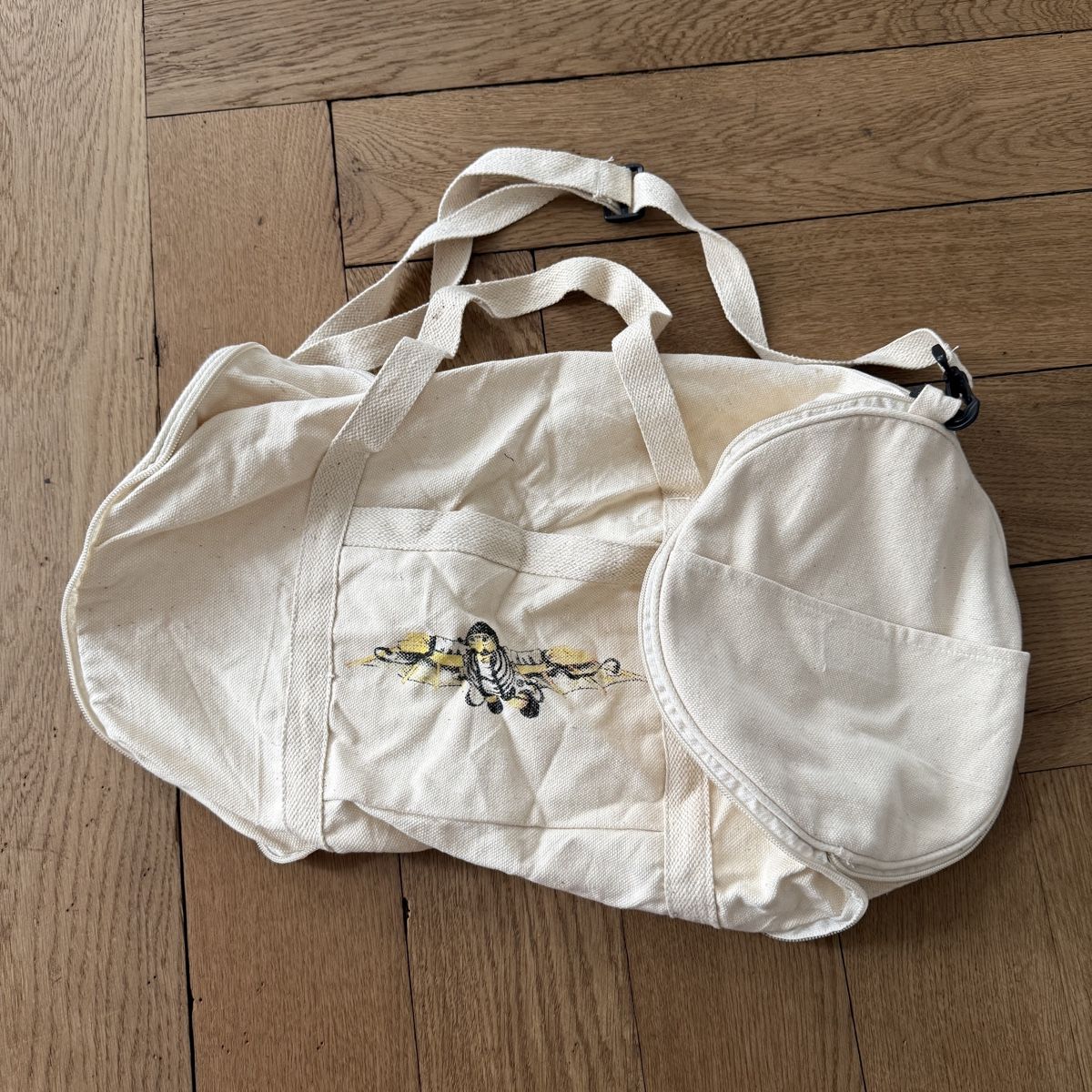 Brandy Melville Taschen: Dufflebag Brandy – Gebraucht aus Winterthur von adi_sqz