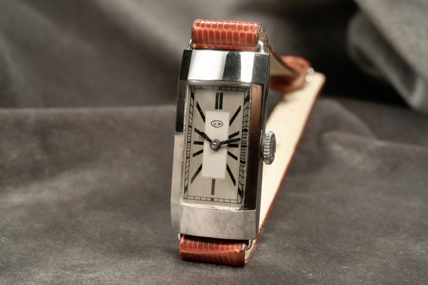 Universal Genève Orologi: Universal Watch - Tank Rectangular Art-Deco Lady Steel Watch – Usato da Morcote venduto da chronoservice 3