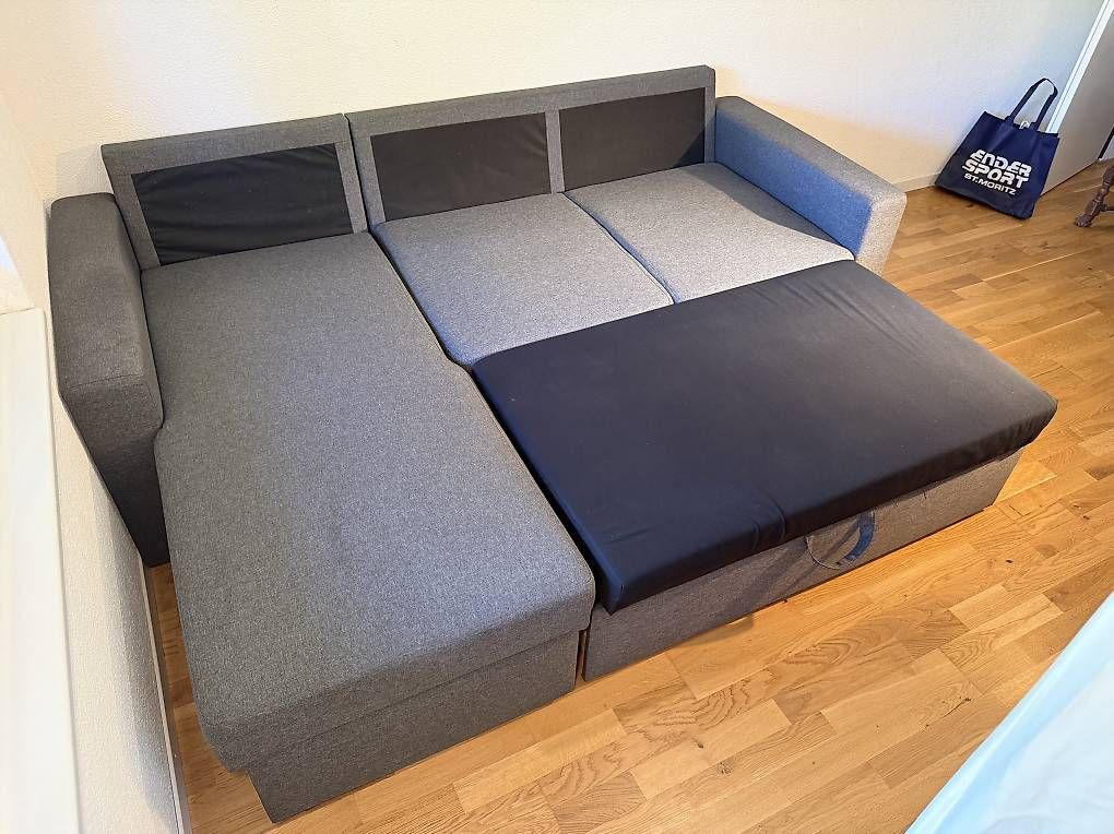 Divani: Bequemes Stoffsofa / Bettsofa  – Usato da Tann venduto da ScottyA 3