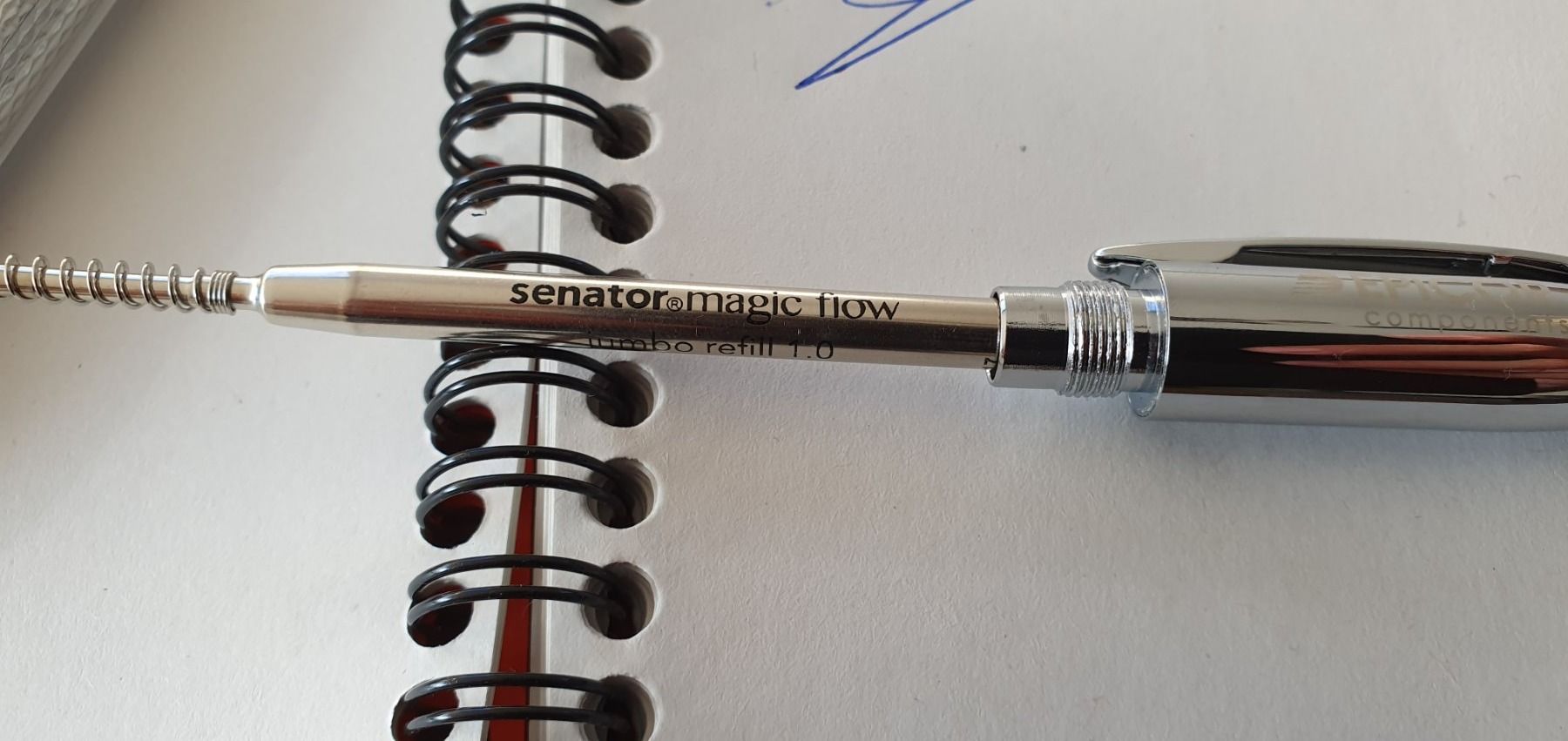 Caran D'Ache Penna & Evidenziatori: Senator Extramoredinary Edition Roller Kugelschreiber neu. – Nuovo e nell'imballaggio originale da Zürich venduto da Leica.C89 8