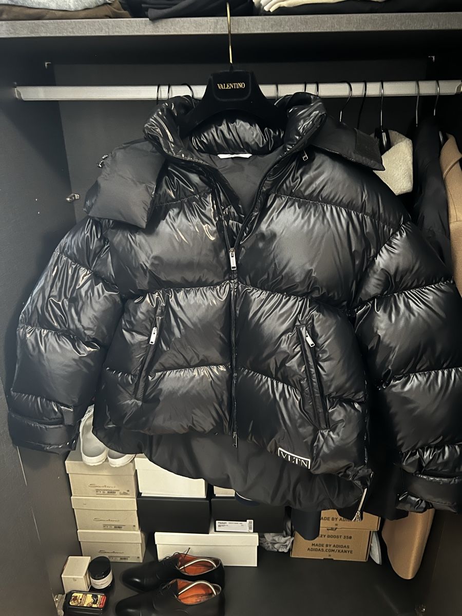 Valentino Giacche: Valentino Daunenjacke Schwarz Gr. M – Nuovo (secondo la descrizione) da Zürich venduto da Cosal 1
