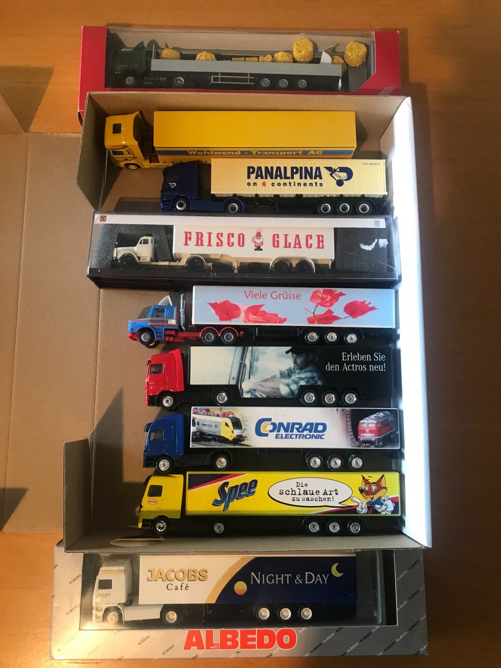 Modellautos: Sammlung 9x Sattelschlepper u.a. Panalpina, Jacobs Café – Gebraucht aus Luzern von mey_s13