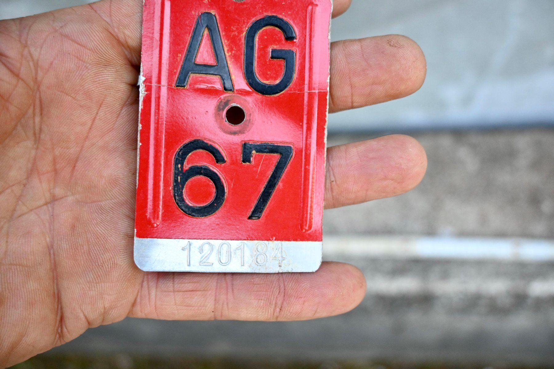 Schilder: Velonummer AG von 1967 - Aargau - AG 67 – Gebraucht aus Pfaffhausen von mono_rec 3