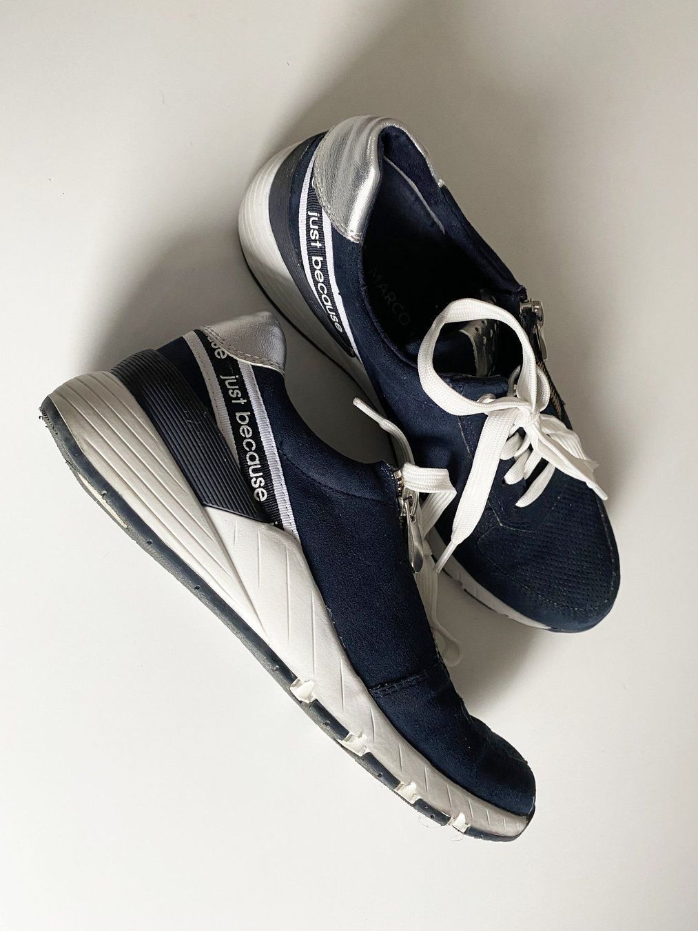 Scarpe da donna: Sneaker Marco Tozzi Dunkelblau Grösse 37 – Usato da Eschenbach SG venduto da Sums