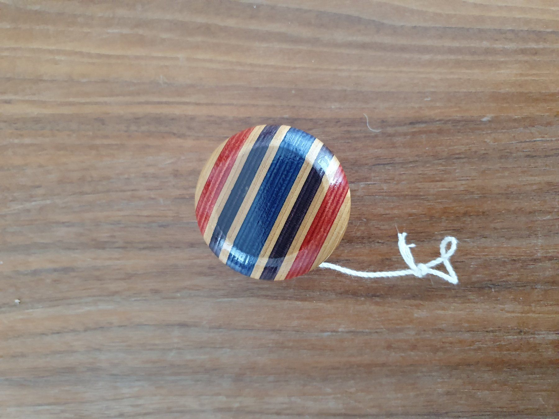 Articles en bois: Jo jo – D'occasion à Jona par Mafari 2