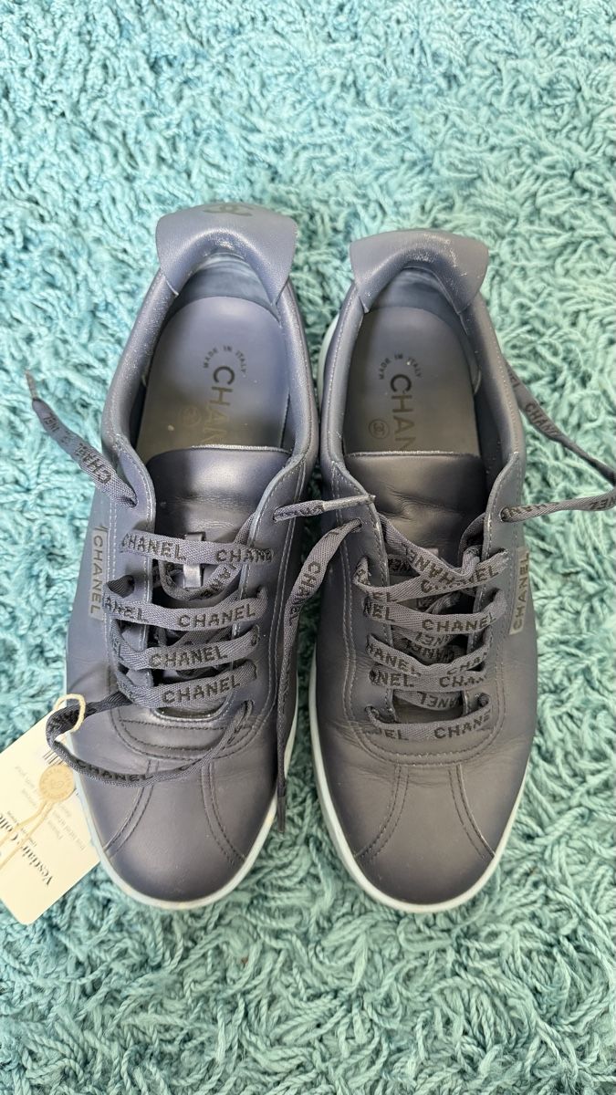 Chanel Scarpe da donna: Chanel Navy Leather – Usato da Kloten venduto da liu_65tx 4