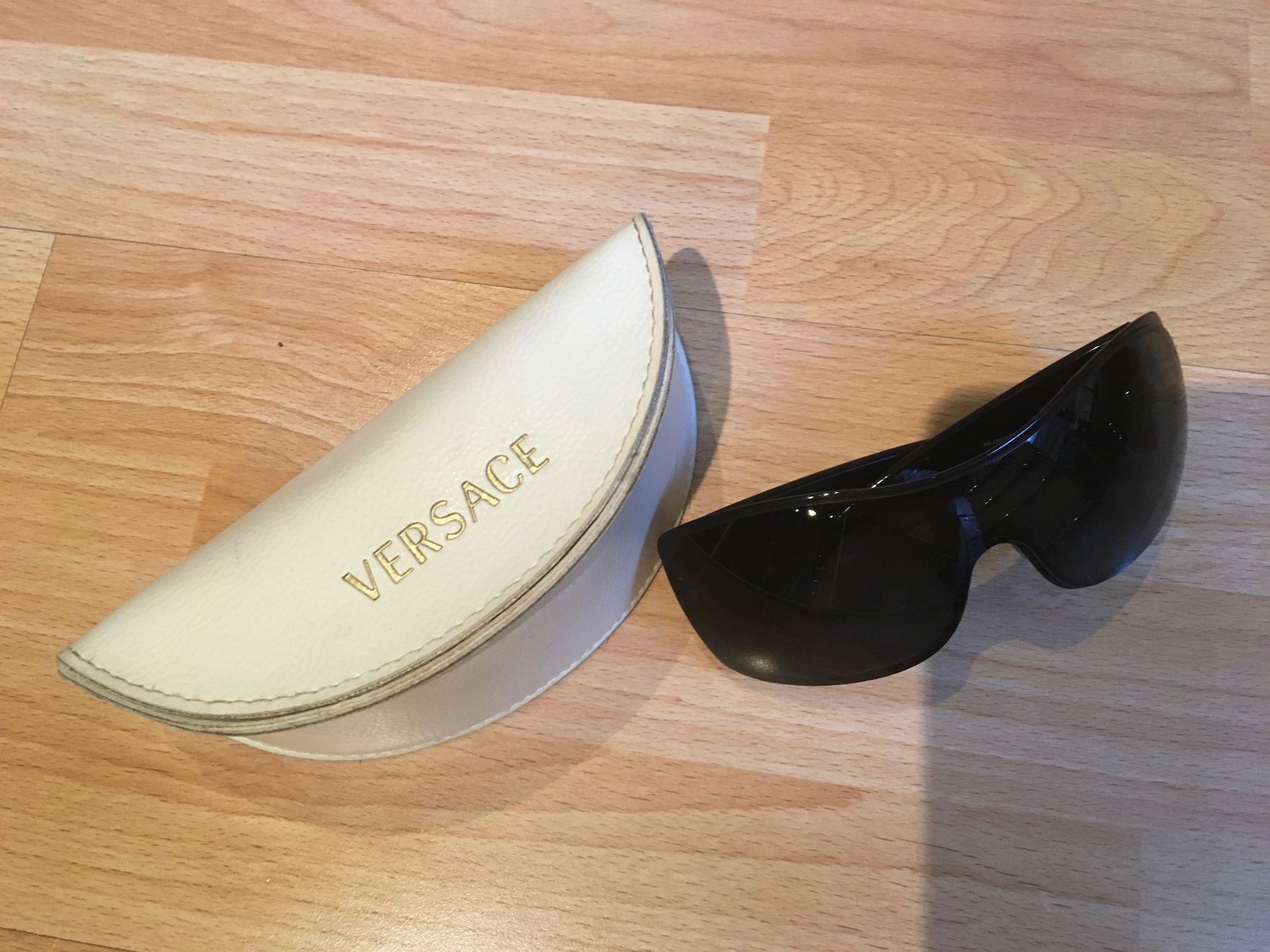Versace Occhiali & Lenti: Original Sonnenbrille Versace – Usato da Burgdorf venduto da Vida6
