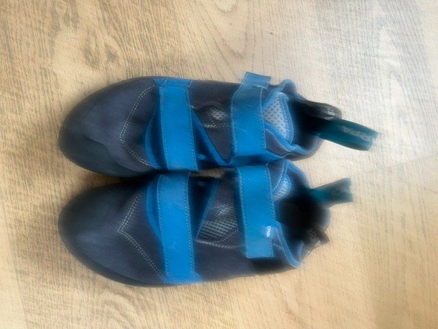 Scarpa Herrenschuhe: Kletterfinken Mann, Grösse 42 – Gebraucht aus Tuttwil von Hakeya 1