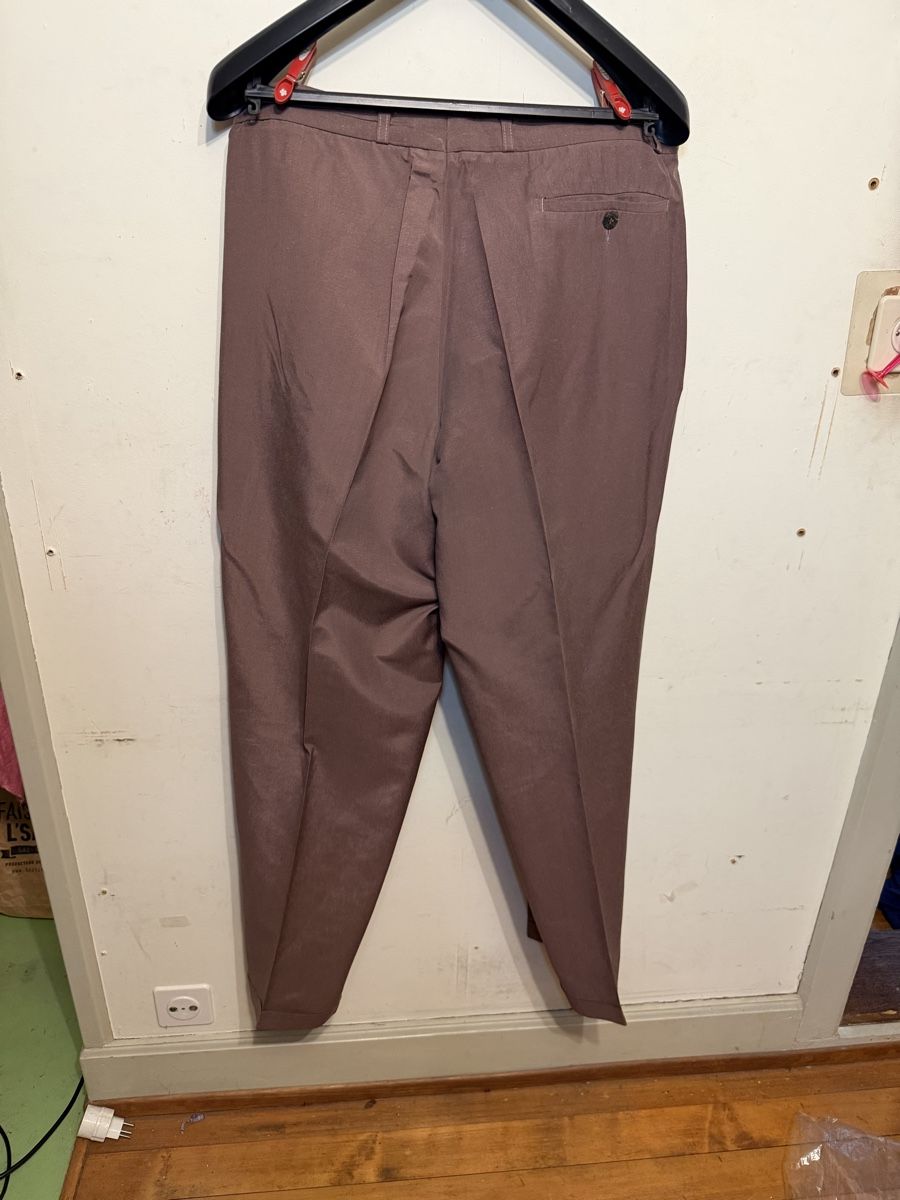 Completi: Ensemble costume homme ÉLÉGANCE, impeccable, taille 58 – Usato da Payerne venduto da mad_d862 6