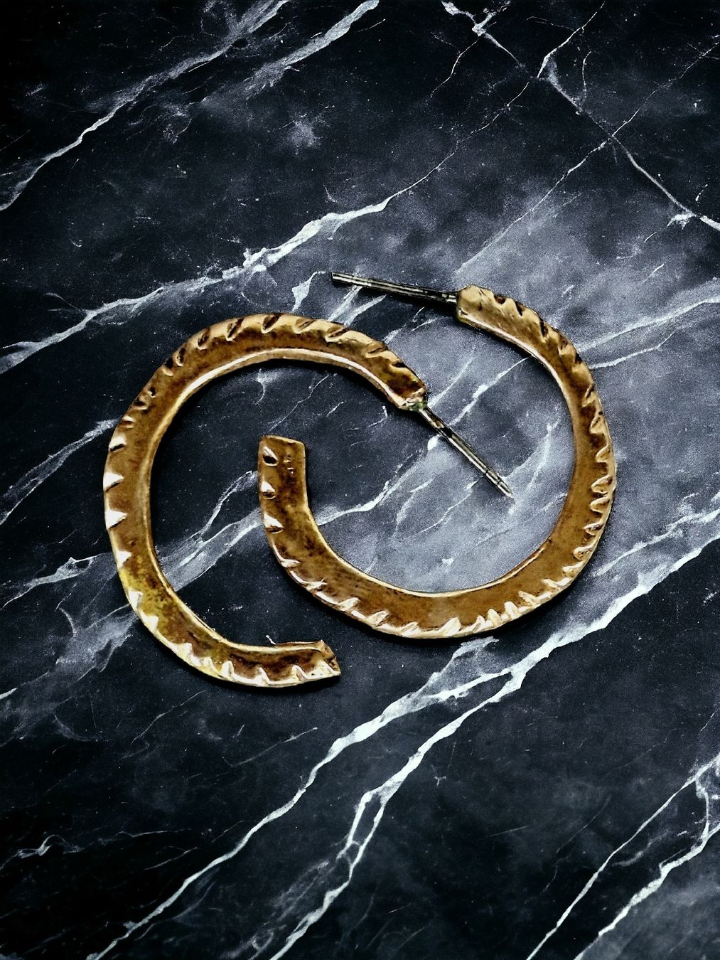 Orecchini pendenti & Orecchini a lobo: Creolen-Stecker Bronze, Stecker Medizinalstahl – Nuovo e nell'imballaggio originale da Aarau venduto da Schmuckhoehle_MD 8