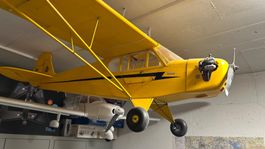 Piper Cub–2m Spannweite, Saito FA-90T Twin -4Takt Benzinmot