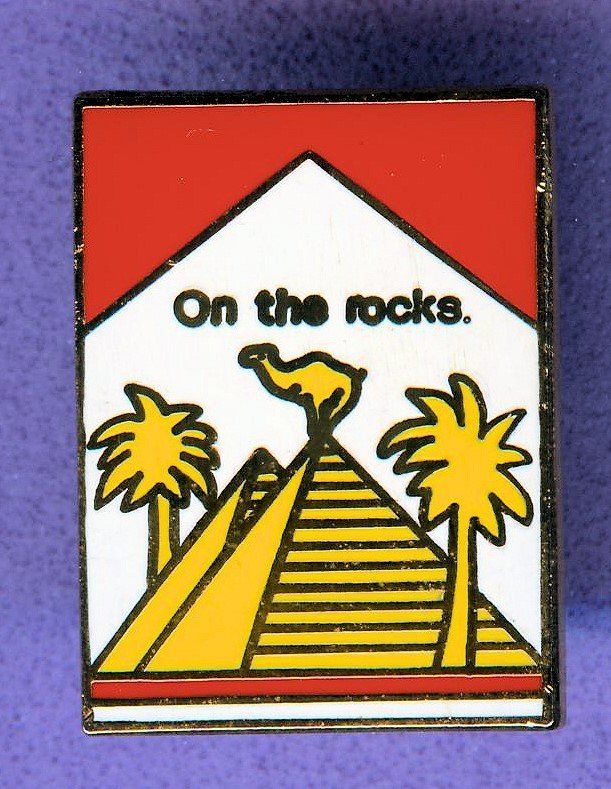 Camel Placchette & Badge: Marlboro + CAMEL  On the rocks – Usato da Winterthur venduto da Sammleroase