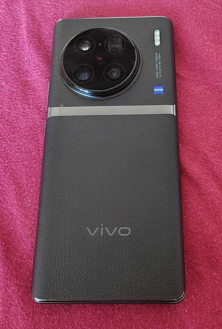Vivo Telefoni cellulari / Smartphones: Vivo X90 Pro Plus + Hülle – Usato da Zürich venduto da Zakfu 3
