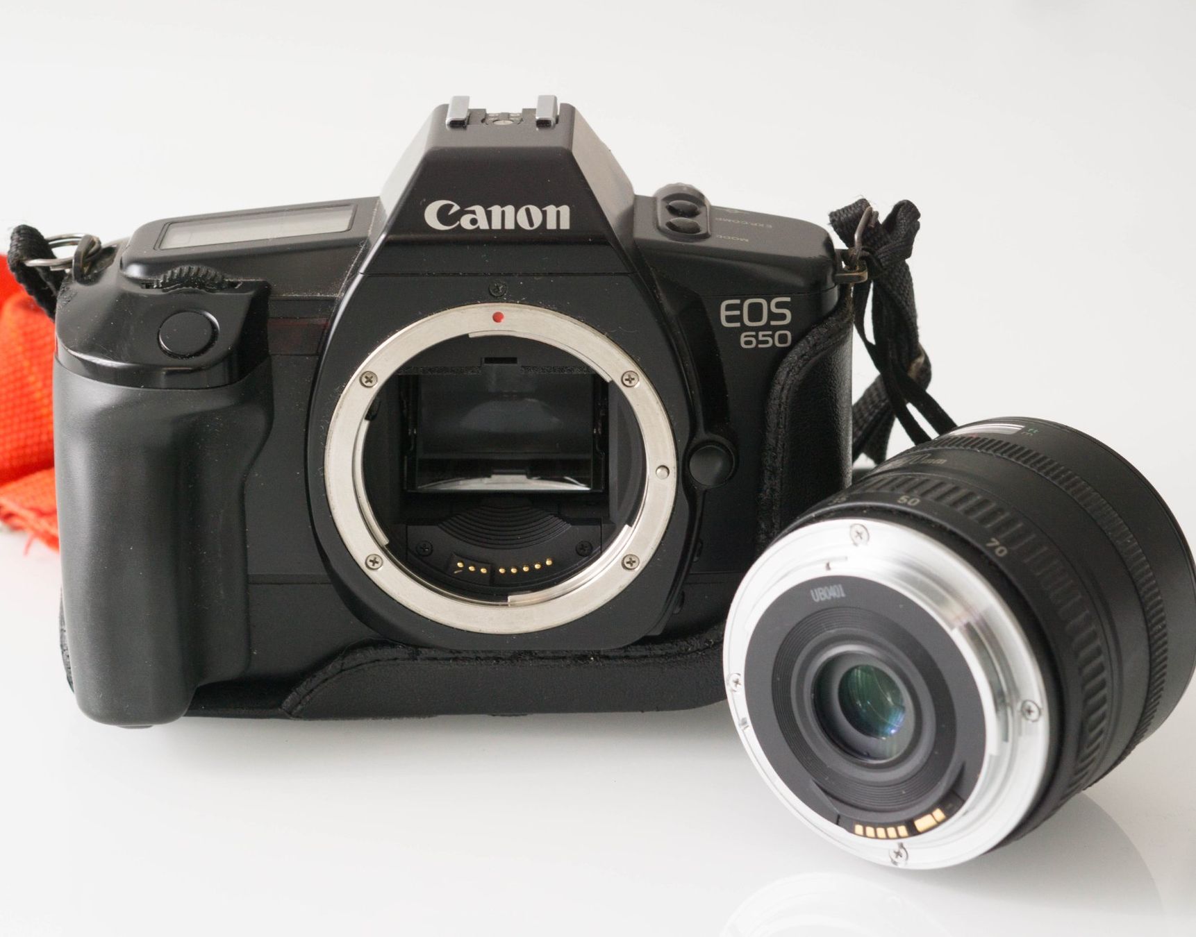 Canon Fotocamera: Canon EOS 650 - 35mm Kleinbild-Spiegelreflexkamera mit LENS – Usato da Thörishaus venduto da vintagger 4