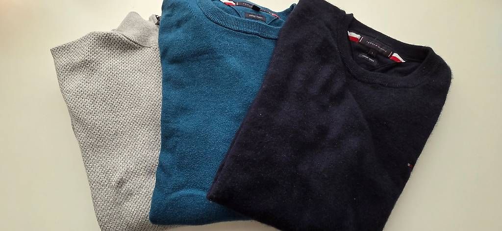 Pullover & Sweatshirts: Tommy Hilfiger Pullover Grösse L - 3 Stk – Gebraucht aus Henggart von Ollllley