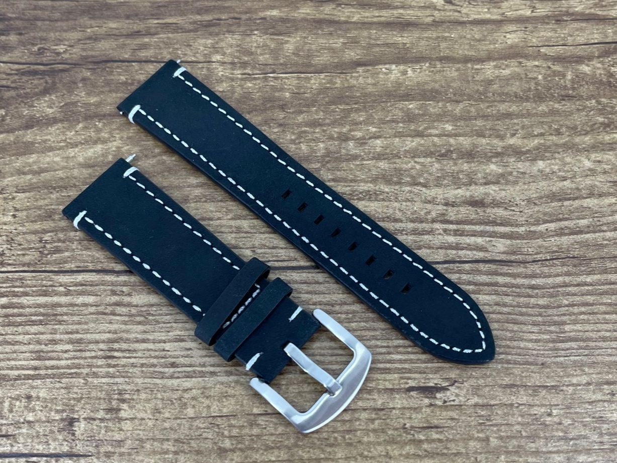 Bracciali & Braccialetti: Leder Uhrenarmband 22mm – Nuovo e nell'imballaggio originale da Bruettisellen venduto da GiacomoCH