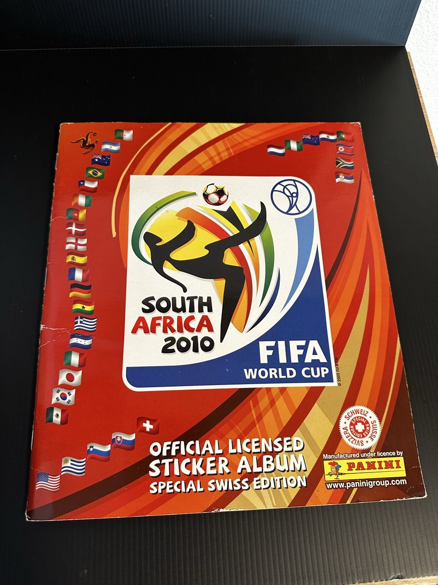 Panini Album: Panini WM Album 2010 & 2014 komplett – Usato da Niederbipp venduto da Roeschu77 1