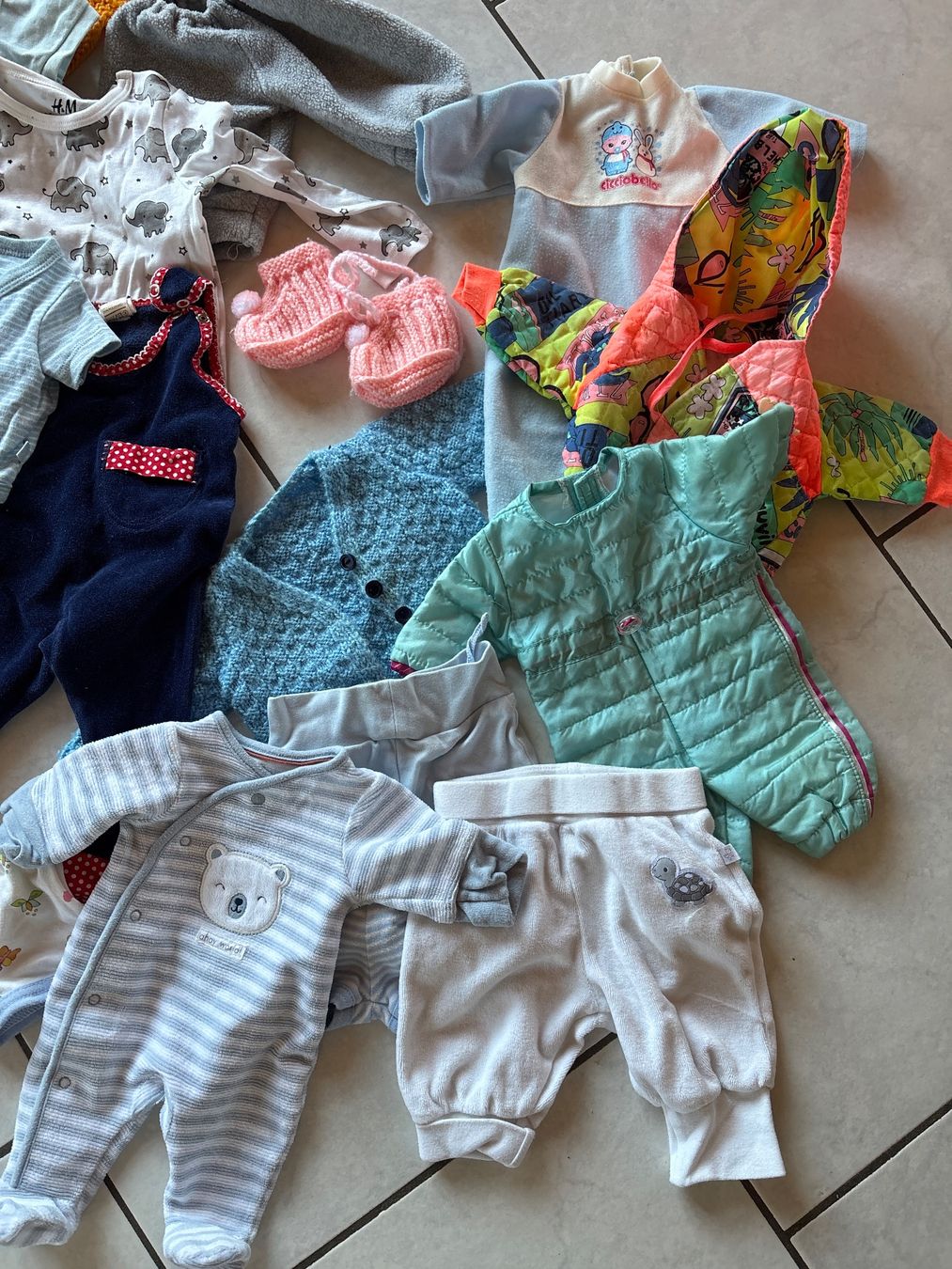 Poupées: Puppenkleider Sammlung – D'occasion à Nottwil par wasserlufterde 3