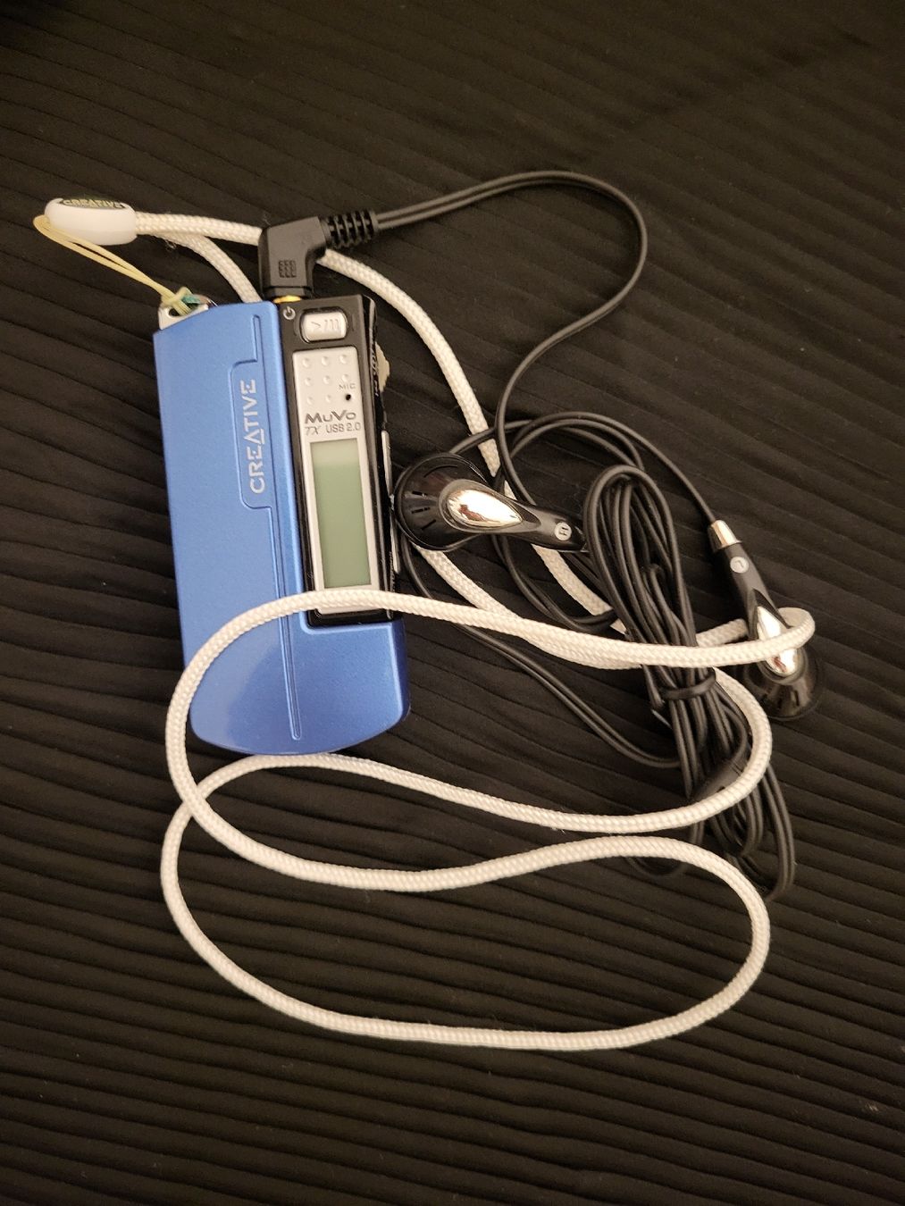 Creative Lettore multimediale portatile: MP3 Player Creative MuVo TX 512MB blau gebraucht – Usato da Allschwil venduto da Uhrenbinz 3