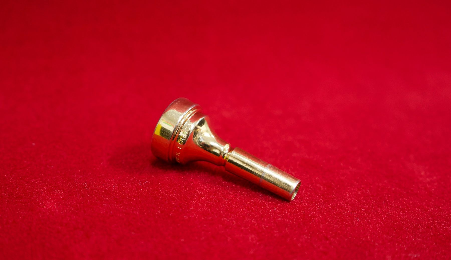 Strumenti musicali: B-Cornet Mundstück Wick 5B vergoldet – Usato da Buchs AG venduto da Inderbinen