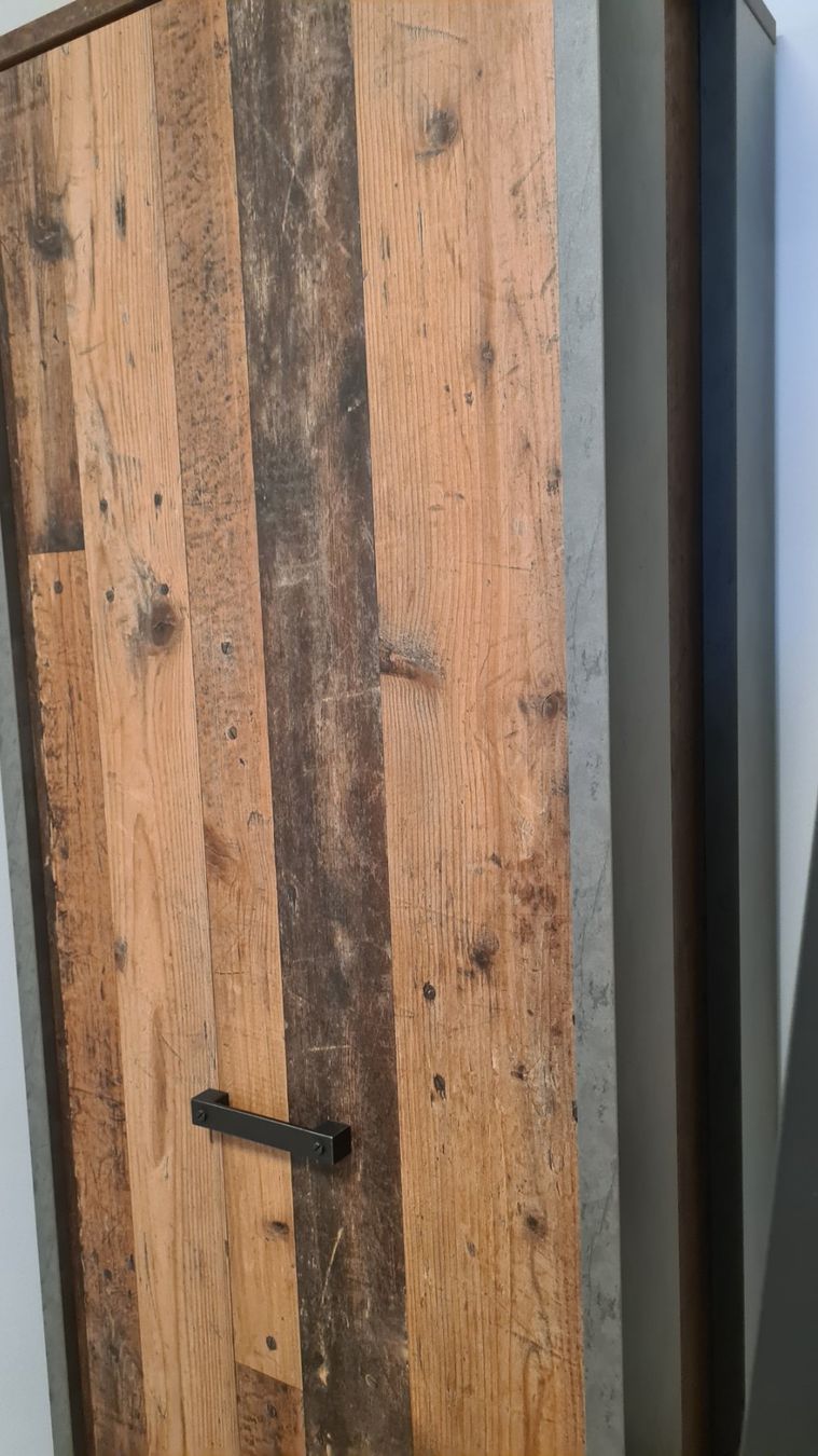Scaffali: Designer Shelf - must be picked up by June 22nd – Usato da Embrach venduto da mba_ttk7 2