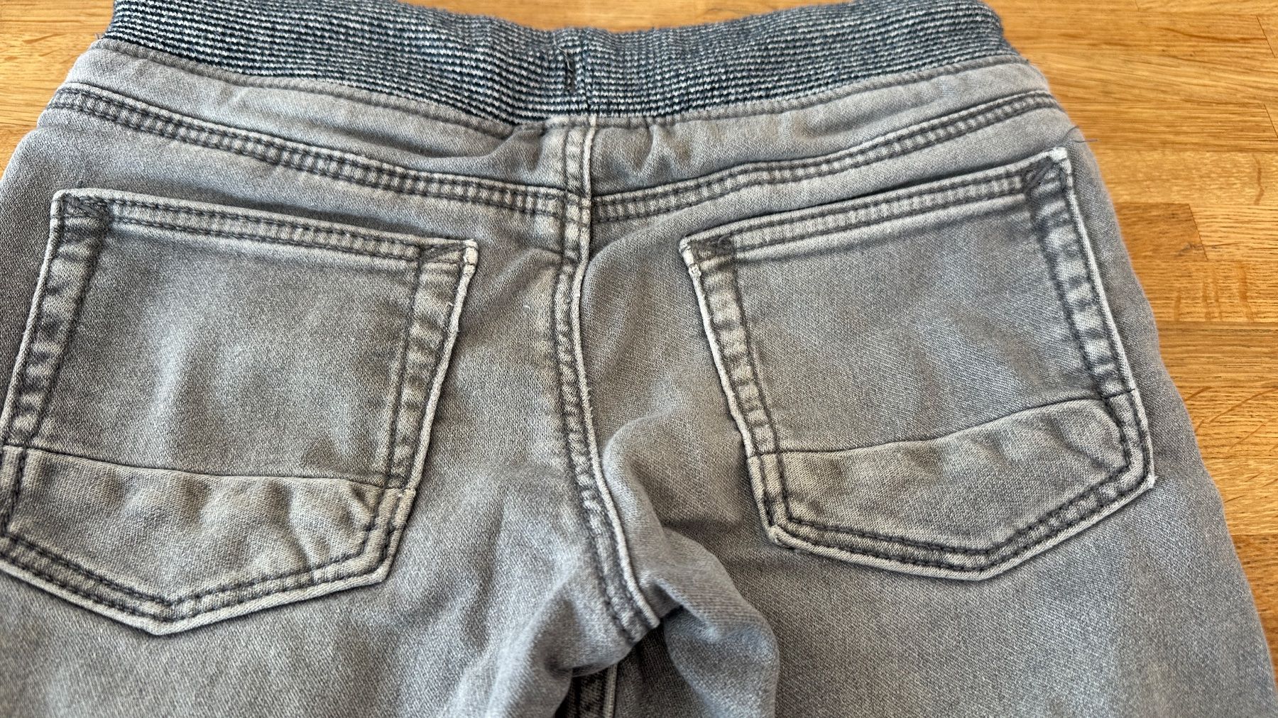 C&A Pantaloni: Jeans - C&A grau Pull-on Gr. 116 – Usato da Winterthur venduto da Secondhand-Family 4