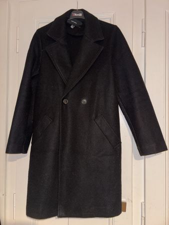 1 manteau et une veste de costar taille M