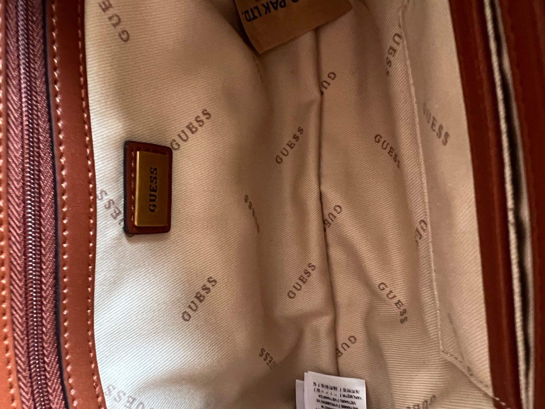 Guess Borse da donna: Guess Schultertasche (braun) – Nuovo (secondo la descrizione) da Eichberg venduto da Lolapop18 4