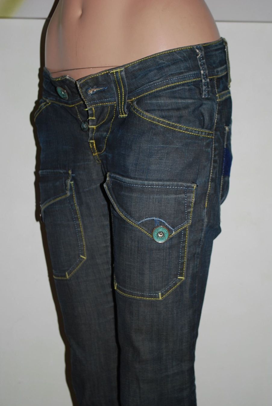 Jeans: Jeans 7/8 LOIS   Taille/Grosse 34 – Usato da Cossonay-ville venduto da Super-Price-Quality 5