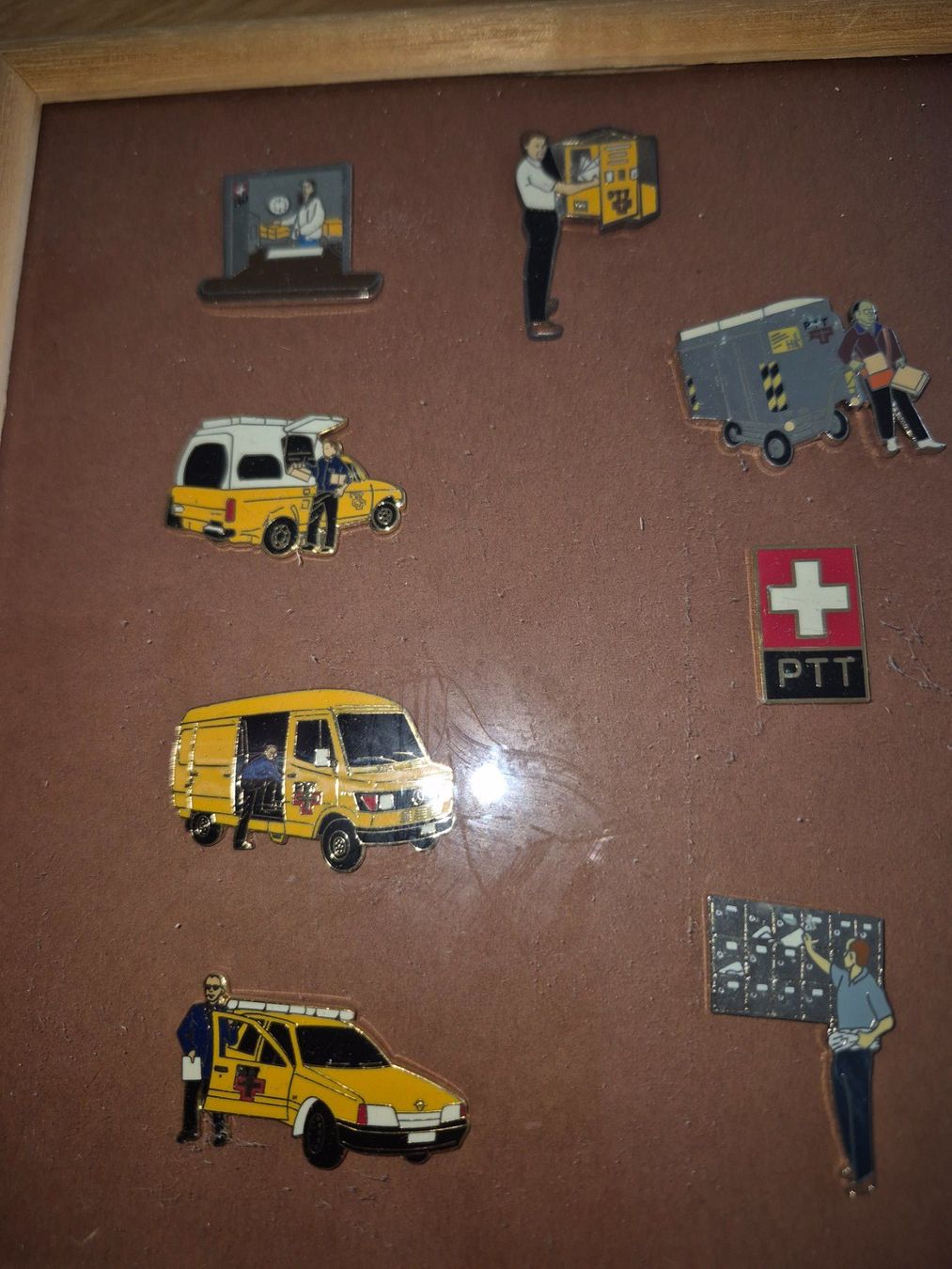Placchette & Badge: Pin Div. PTT Post – Usato da Buttikon SZ venduto da sefa02 2