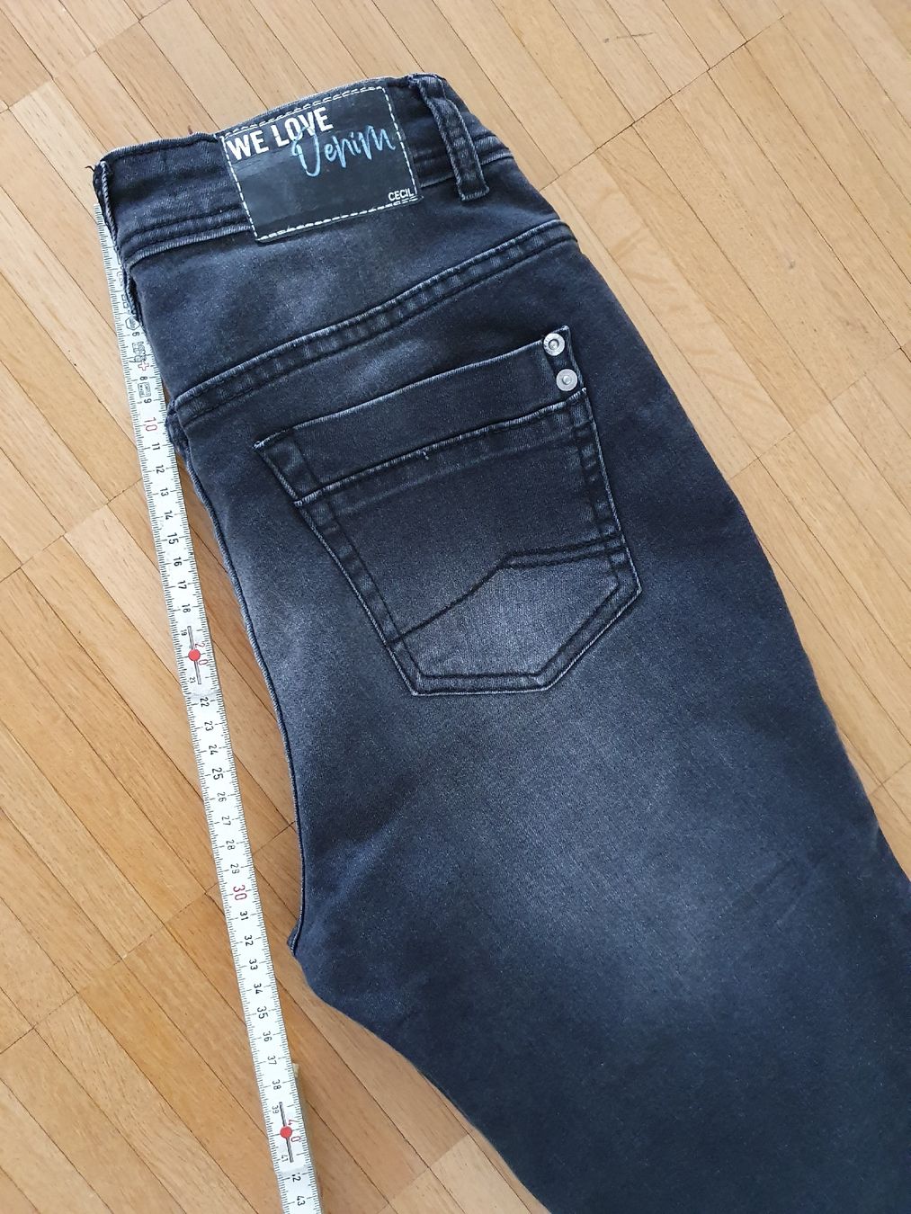 Cecil Jeans: Cecil Jeans 27 – Usato da Laufenburg venduto da megane1959 3