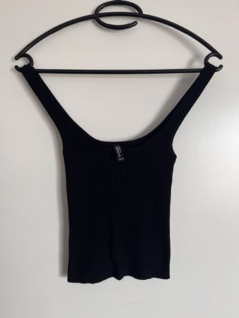 Top Stradivarius schwarz Grösse XS guter Zustand