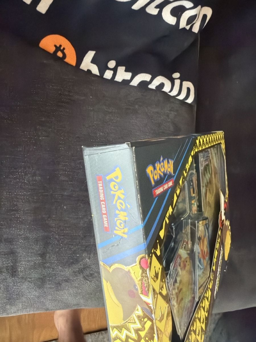 Pokémon Carte collezionabili: Crown Zenith Pikachu VMAX Special Collection AB 1FR!! – Nuovo e nell'imballaggio originale da Münchenstein venduto da Muechenstein20 2