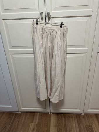 Zara Rock Gr. M, Crème Farbe, Sommer Rock, Neuwertig!