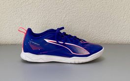 Puma Fussball Hallenschuhe Gr. 38 violett neuwertig
