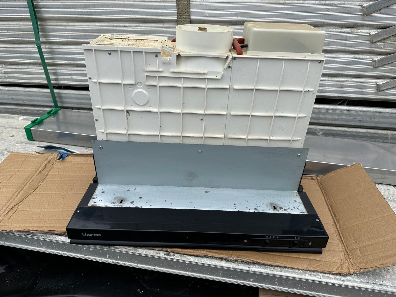 Dampfabzug: Dunstabzugshaube & Dampfabzug Therma – Gebraucht aus Spreitenbach von Space_X 8