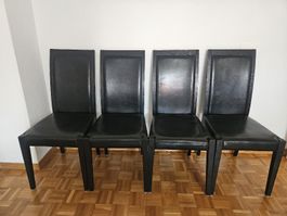 4x Esszimmer-Stuhl Schwarz Set aus Holz/Kunstleder