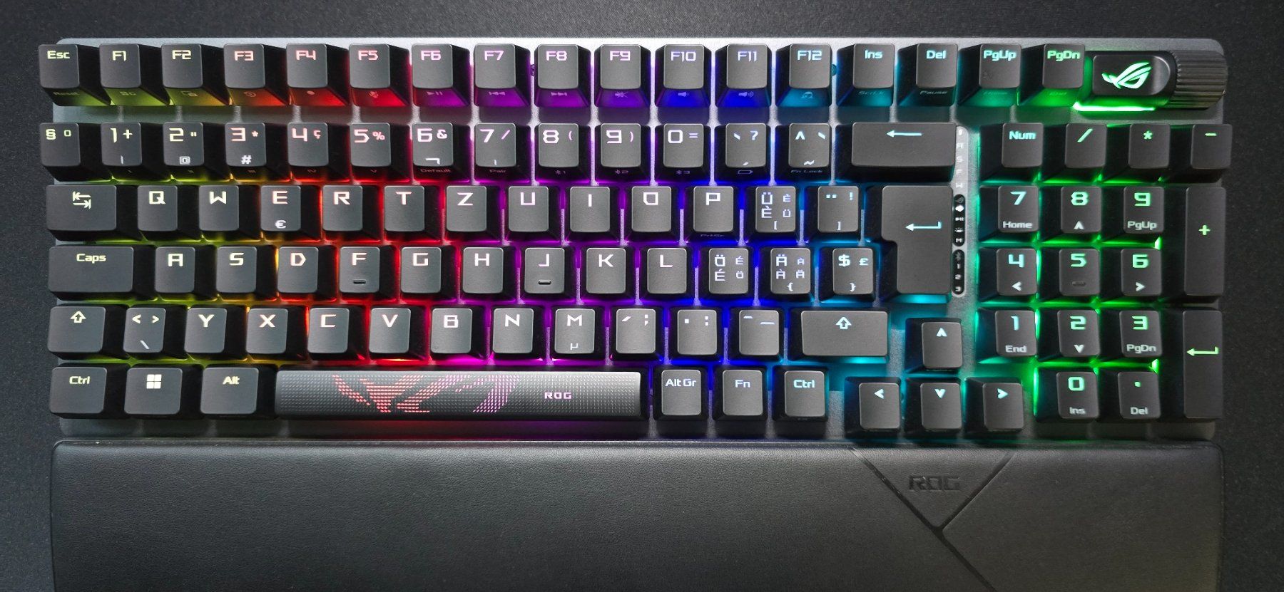 Asus Tastiere: ASUS ROG Strix Scope II 96 - CH Schweizer Tastaturlayout! – Usato da Rheinfelden venduto da Maxim14 1