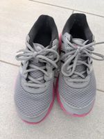 Gut erhaltene Adidas Run Strong Laufschuhe, Grösse 39 ⅓