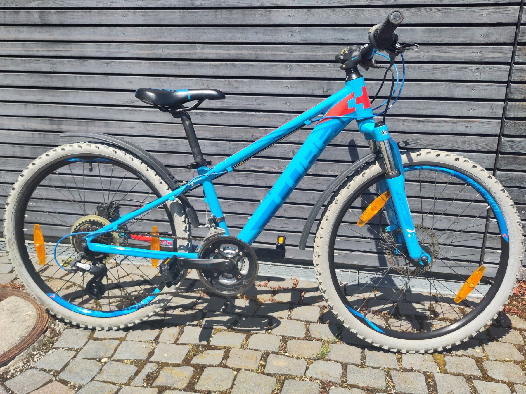 Cube Velos: Kindervelo Cube Kid 240 Disc – Gebraucht aus Moosseedorf von resyl