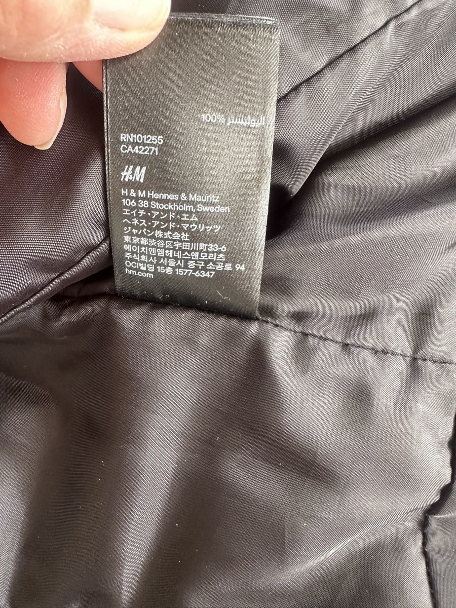 H&M Gilets & Westen: Daunengilet  – Gebraucht aus Zürich von renba1 9