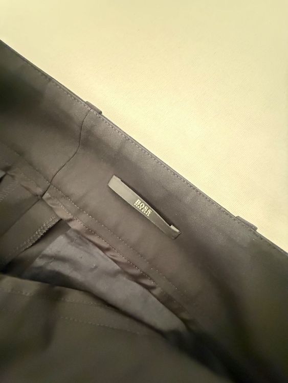 Hugo Boss Ensembles & Tailleurs: Hosenanzug Damen – D'occasion à Küsnacht ZH par nat_67m9 9