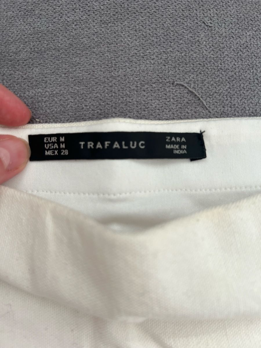 Jupe En Dentelle écru Zara Woman - Taille 40, Style évasé - Occasion Très Bon état