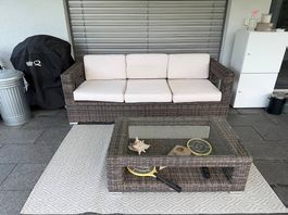 Gartenlounge (Sofa + Tisch)