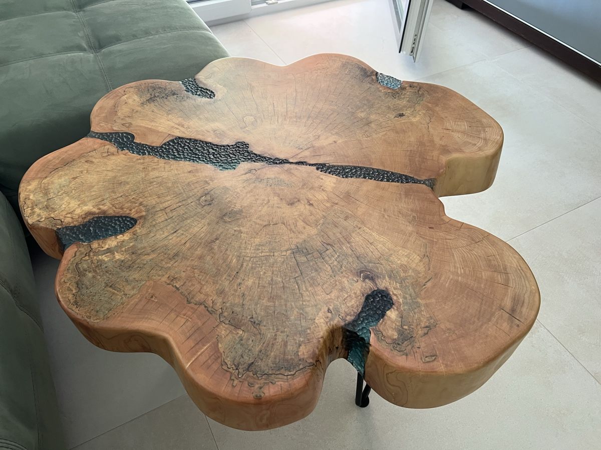Tavoli: Unique handcrafted acacia table – Nuovo e nell'imballaggio originale da Corsier GE venduto da Karol_save_planet 2